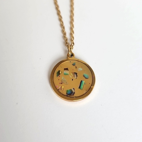 18K Gold Plated Necklace Earrings Set - Picture 4 of 10